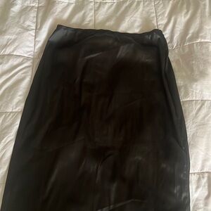 New fenity black long silk skirt size small NWT